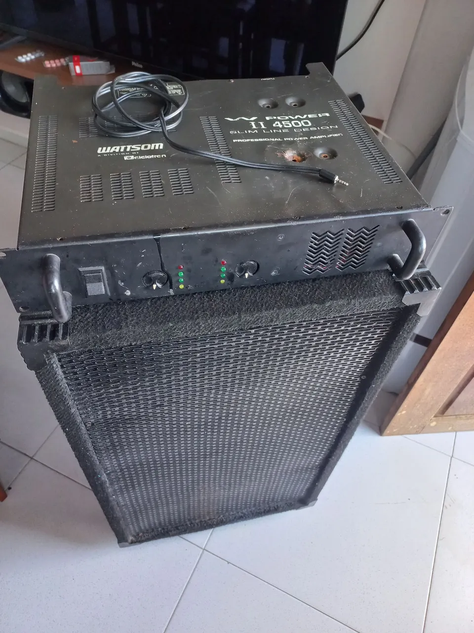 Amplificador 600 + Caixa de Som