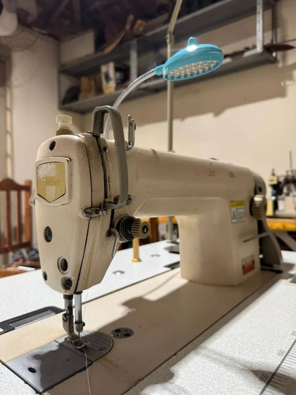 Maquina de Costura  - Foto 2