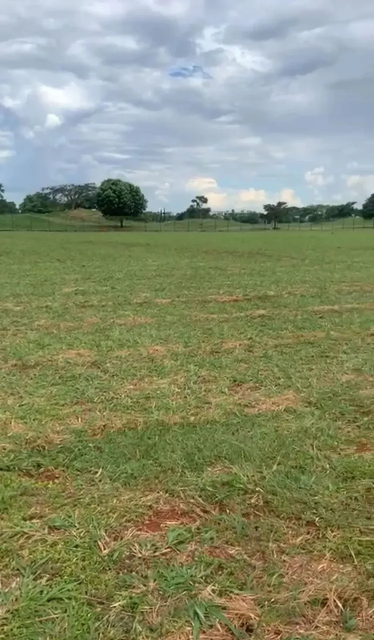 Lote em Condomínio Portal do Sol Golf Green - Goiânia - GO