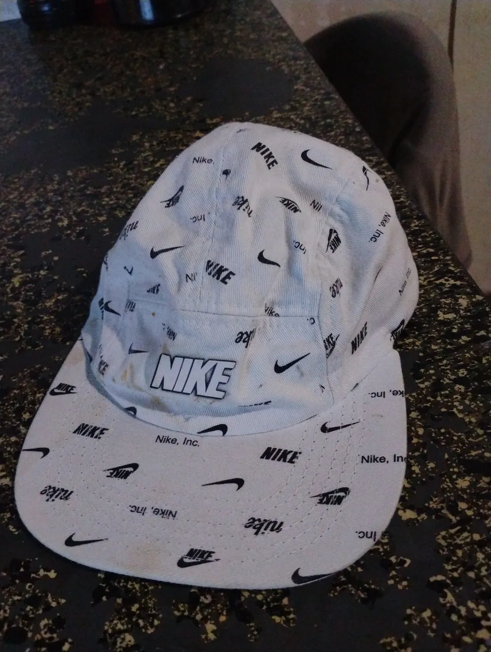 Boné Nike Branco Estampado
