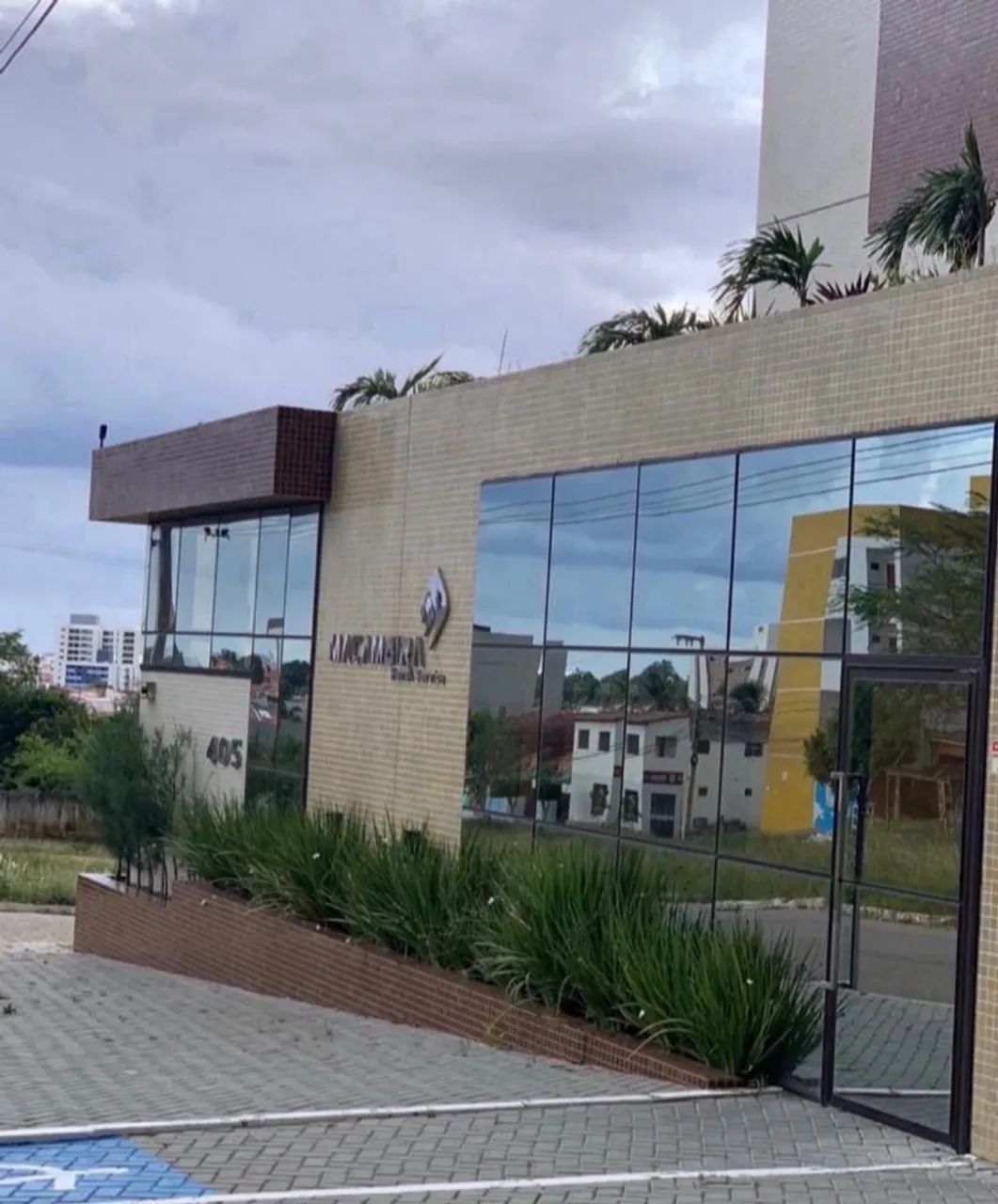 Apartamento no catolé MOBILIADA COMPLETA próx ao shopping Partage e a UNIMED 