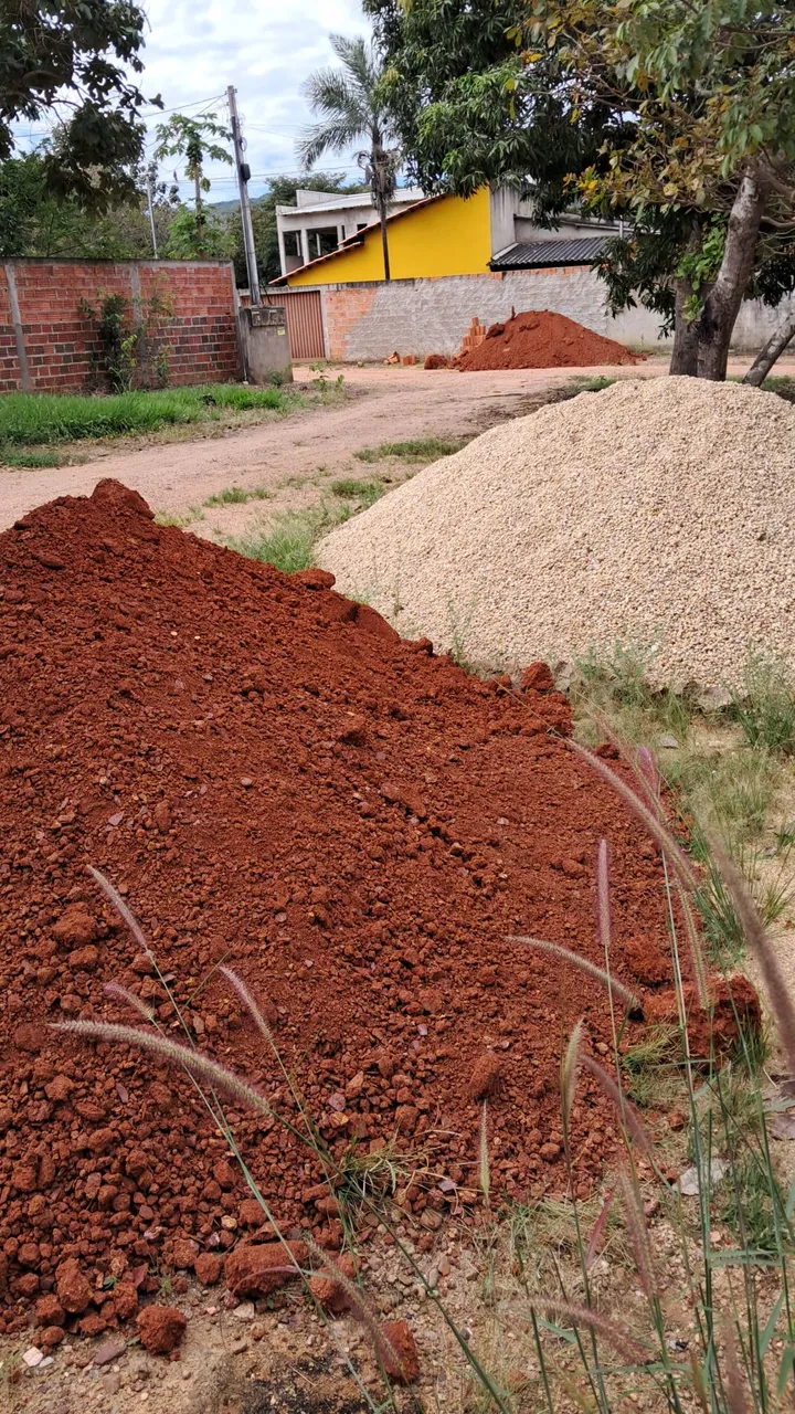 Areia e Pedras para Fundação