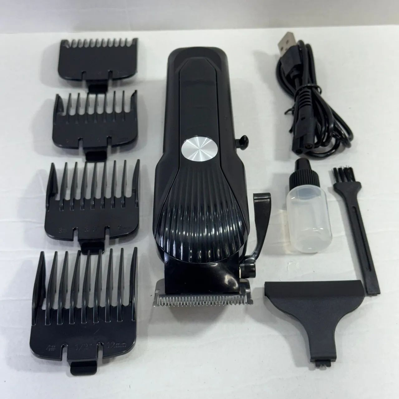 Máquina para cortar cabelo sem fio recarregável com visor digital  - Foto 2