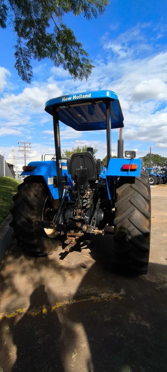 TRATOR AGRÍCOLA NEW HOLLAND 8030 - 4X4, CAPOTA - ANO 2012 - Foto 5
