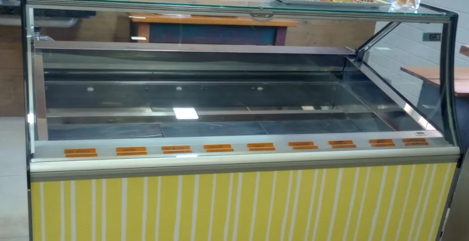 Vitrine expositora de gelato ISA