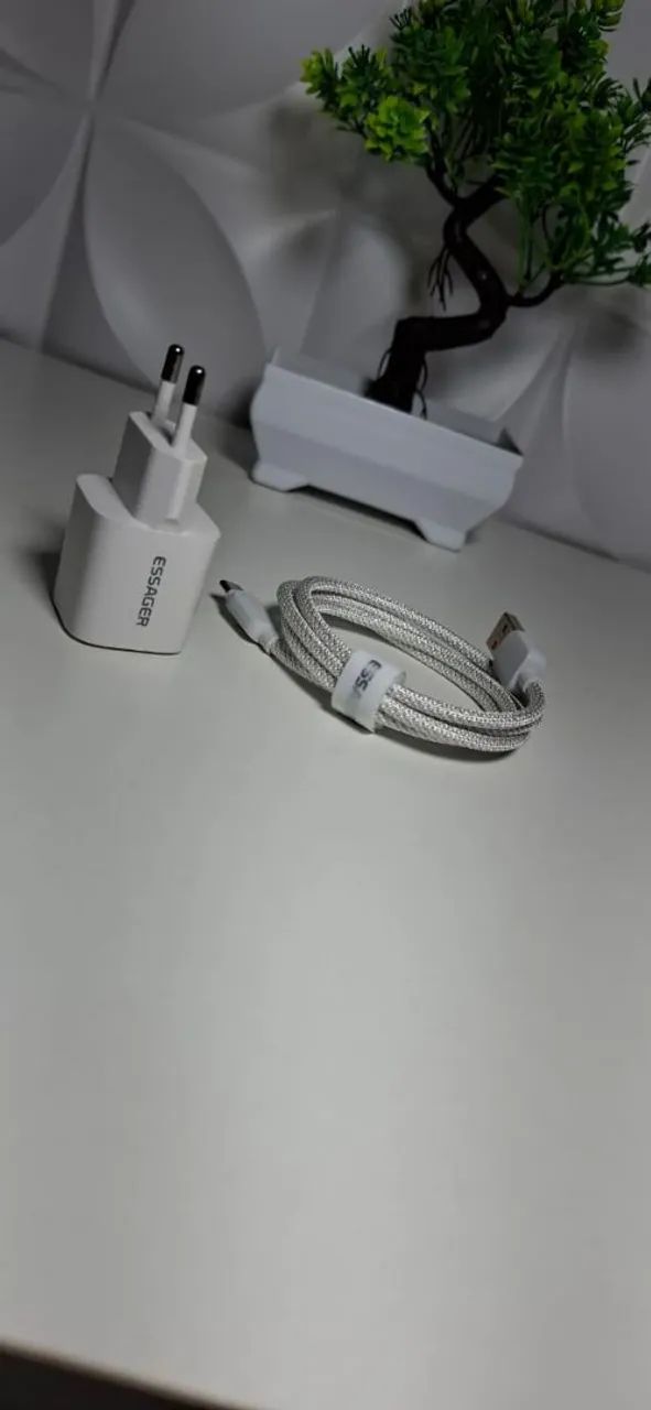 Carregador Rápido 20W GAN com Cabo USB-C - Foto 5