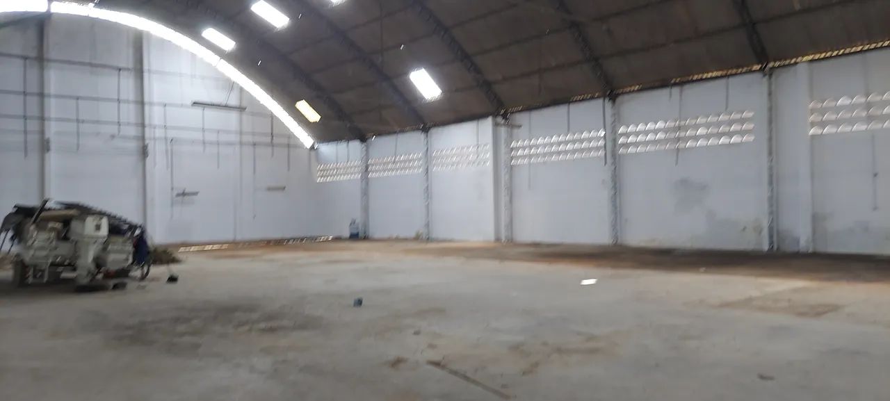 Excelente Galpão em Santa Lúcia no Tabuleiro