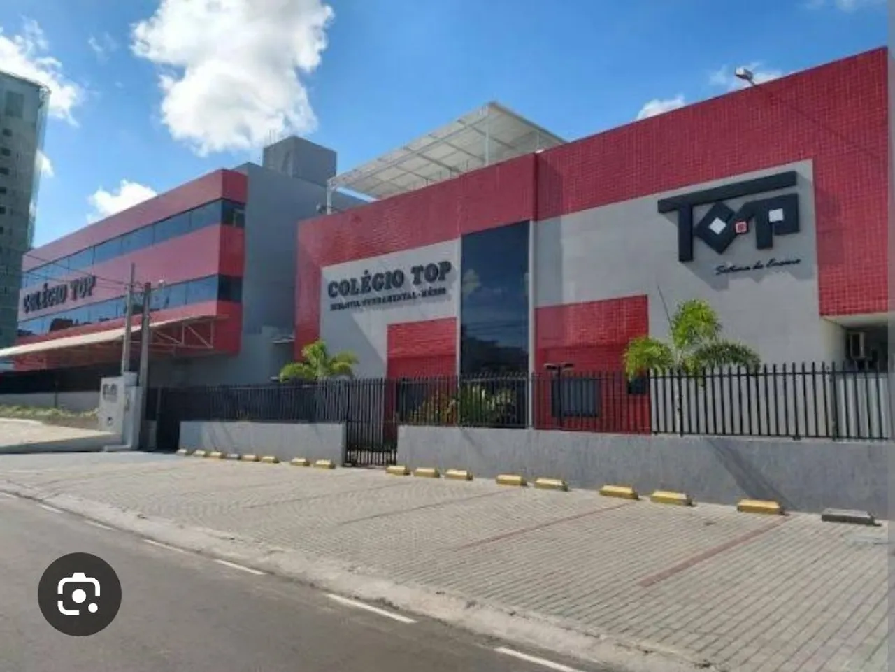 Alugo nos bancários apt 3 quartos valor 1500 com água e condomínio incluso