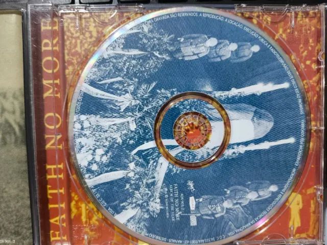 CD Album of the Year" do Faith No More - Foto 5