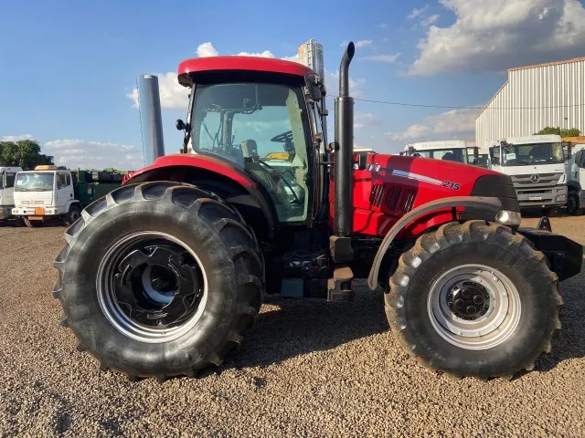 Trator Case Puma 215 ano 2016 com barramento hidráulico