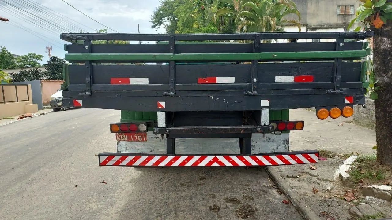 Agrego caminhão 1113 toco, carroceria 