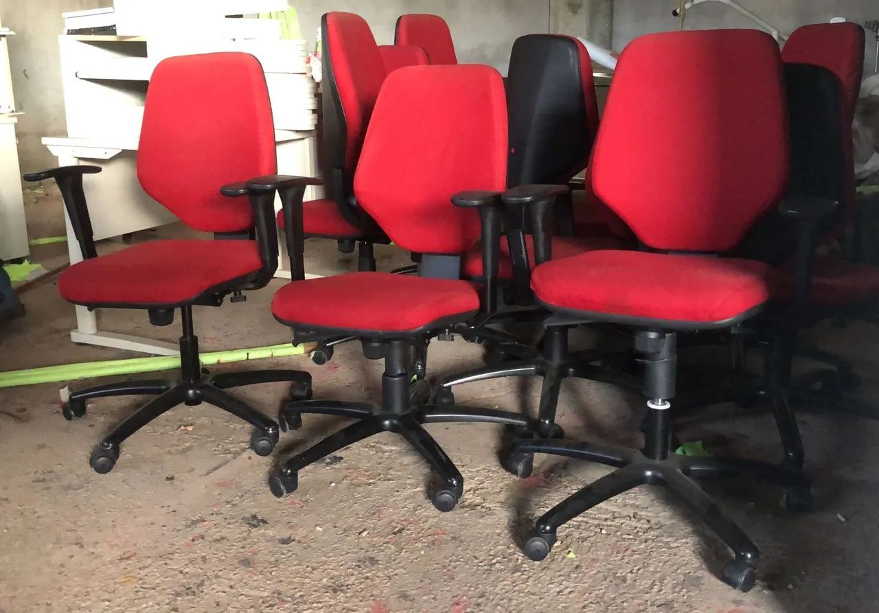 Cadeira giratoria executiva flex form 