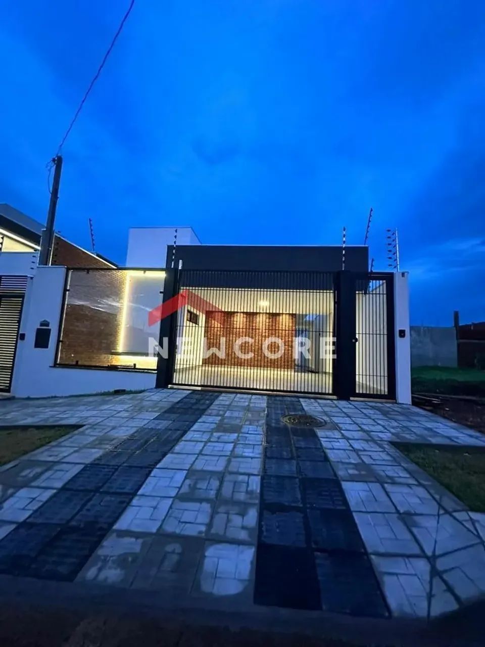 Casa em Rua Pioneiro Jones Sales Pontes - Jardim Munique - Maringá/PR - Foto 4
