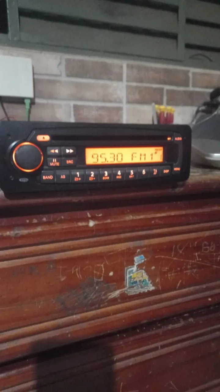 RADIO ORIGINAL FIAT