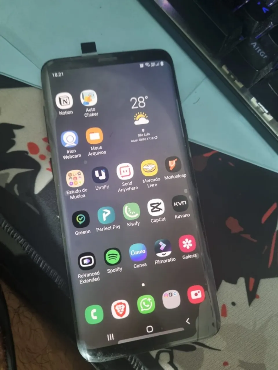 Samsung Galaxy S9 plus NA CAIXA COM ACESSÓRIOS