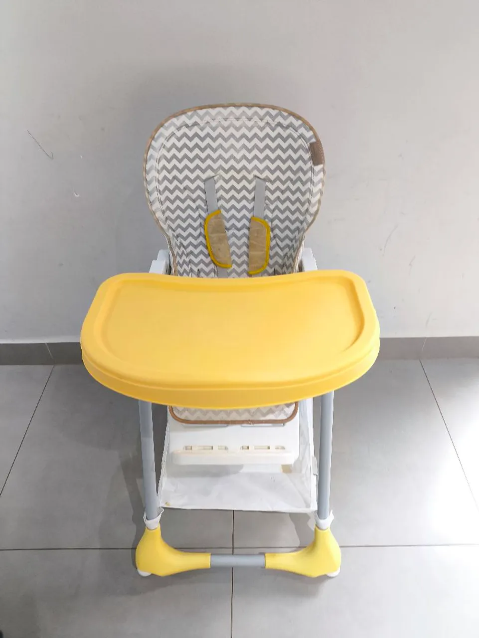 Cadeira Infantil de Alimentação com Vários Niveis de Ajuste