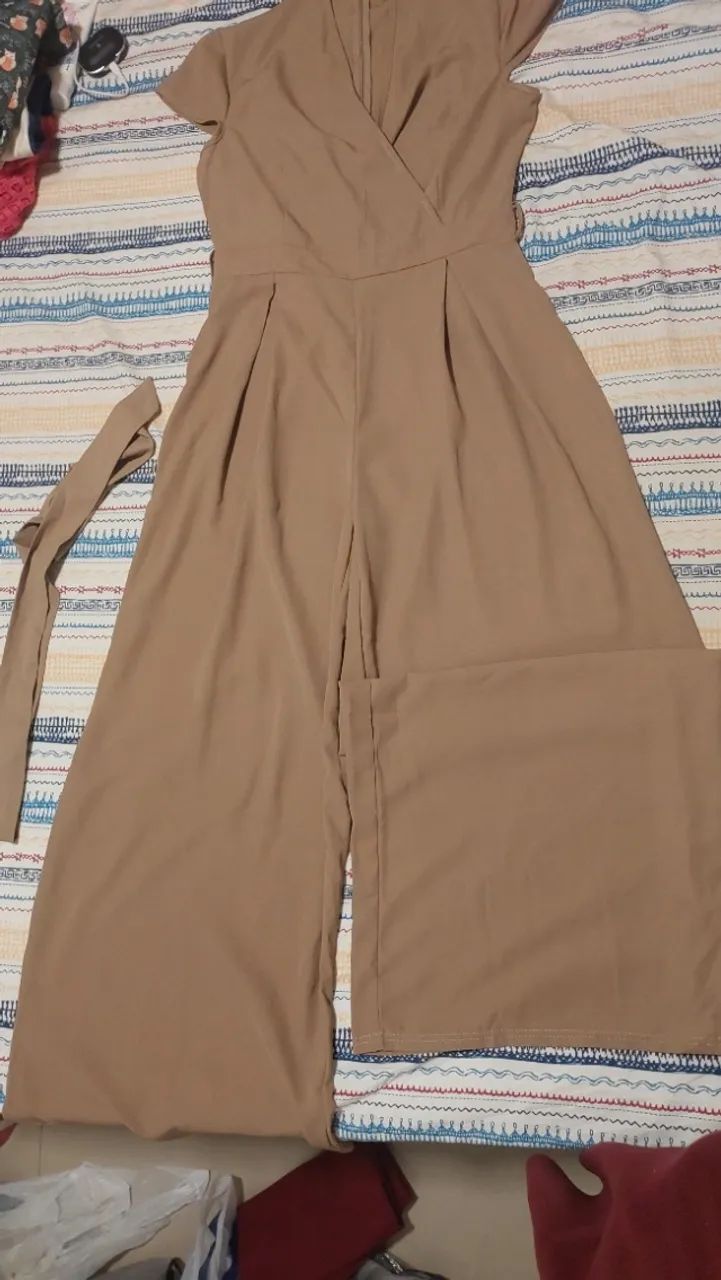 NOVO - Macacão pantalona - Tam.G