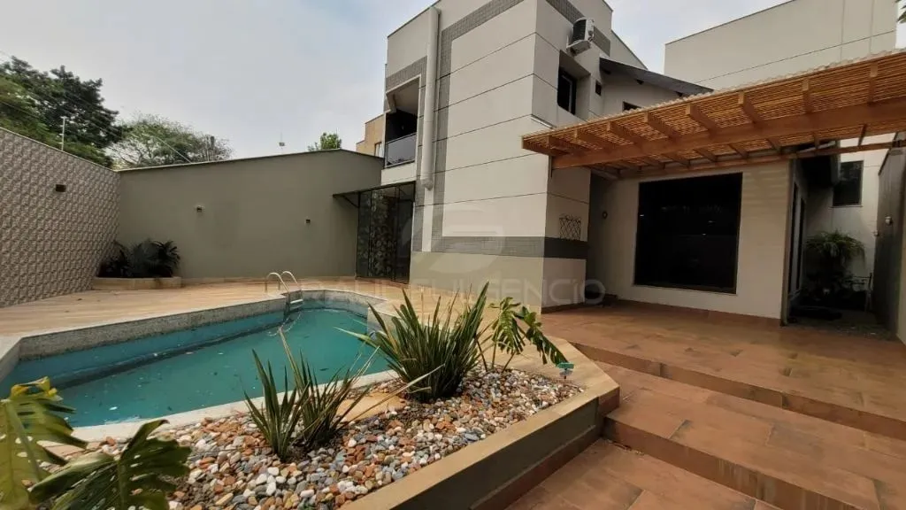 Casa para Locação e Venda com Piscina| Sobrado | Jardim Andrade | Piscina |