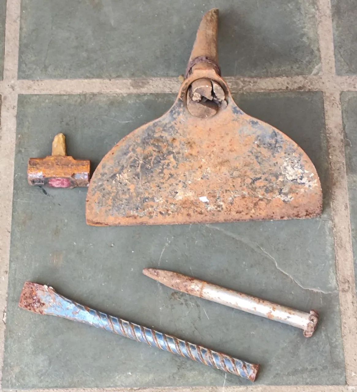 Kit para construção ou jardinagem básico