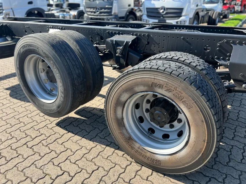 Mercedes-Benz Atego 2426 6x2 | Selectrucks - Foto 10