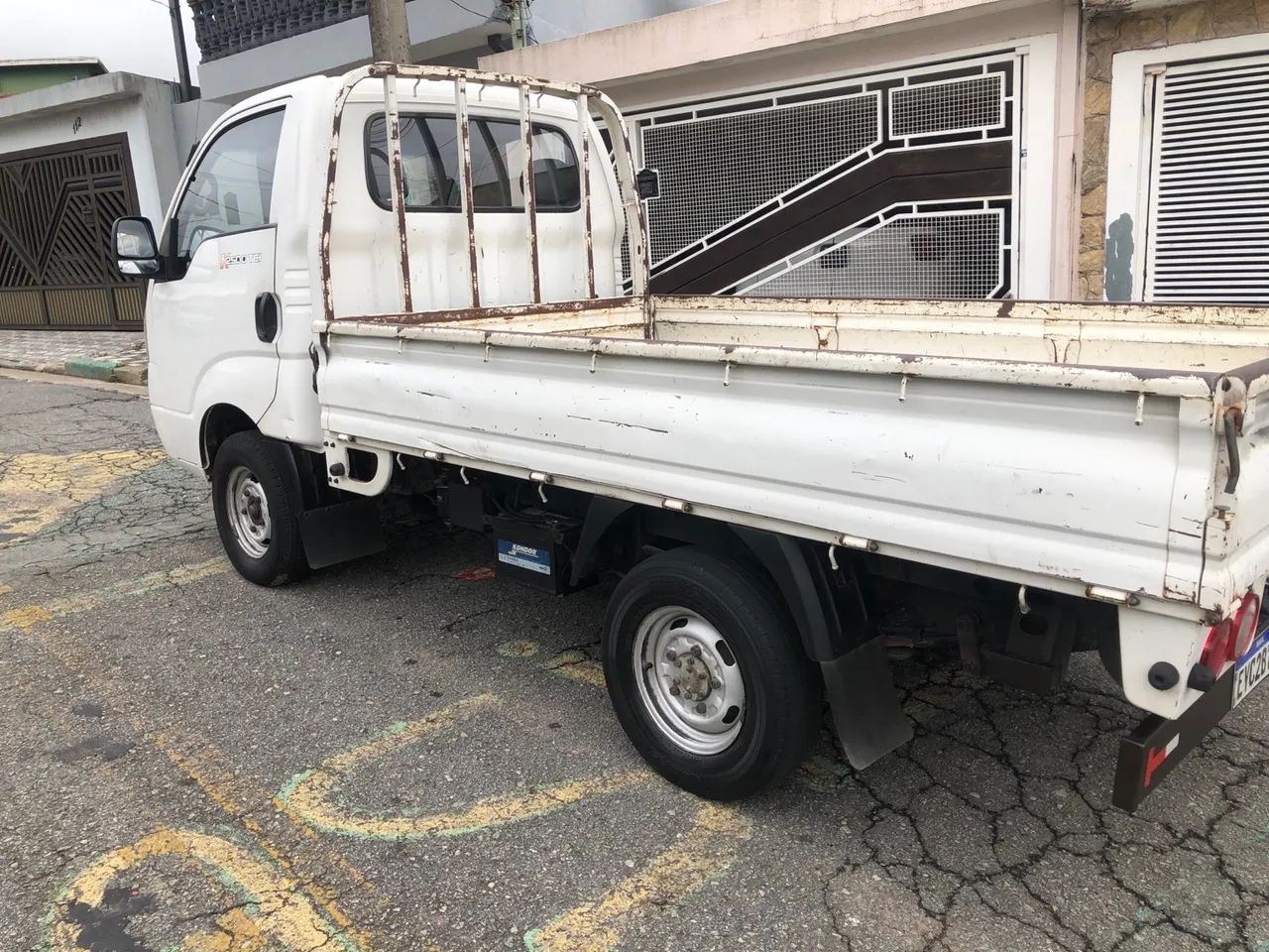 Kia Bongo K- 2500 Ano 2011 / 2012 - Foto 3