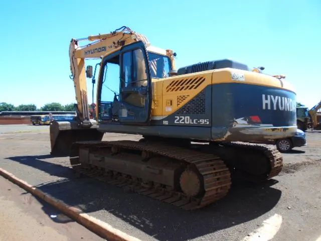 Escavadeira Hyundai - Foto 4