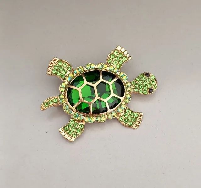 Broche de Tartaruga Strass Verde (novo)