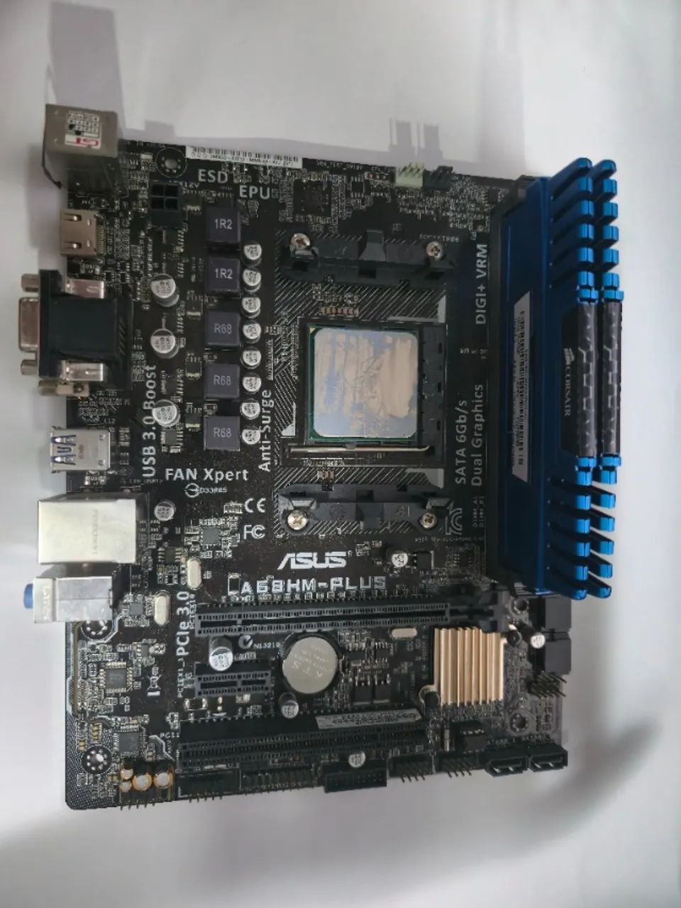 Kit Placa-Mãe ASUS A68HM-PLUS Processador AMD A4-6300 8GB RAM