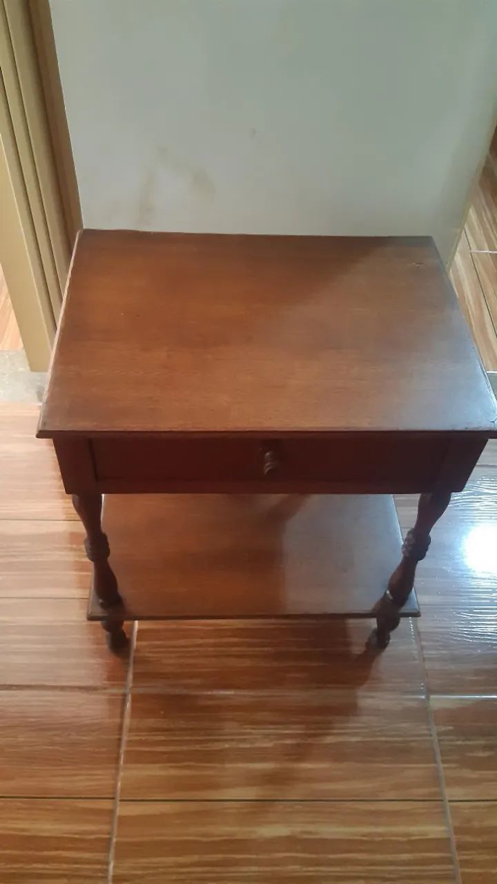 Mesa de cabeceira - Madeira65163273670529120