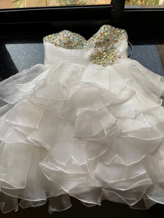Vestido de noiva Branco com Pedrarias - Foto 3