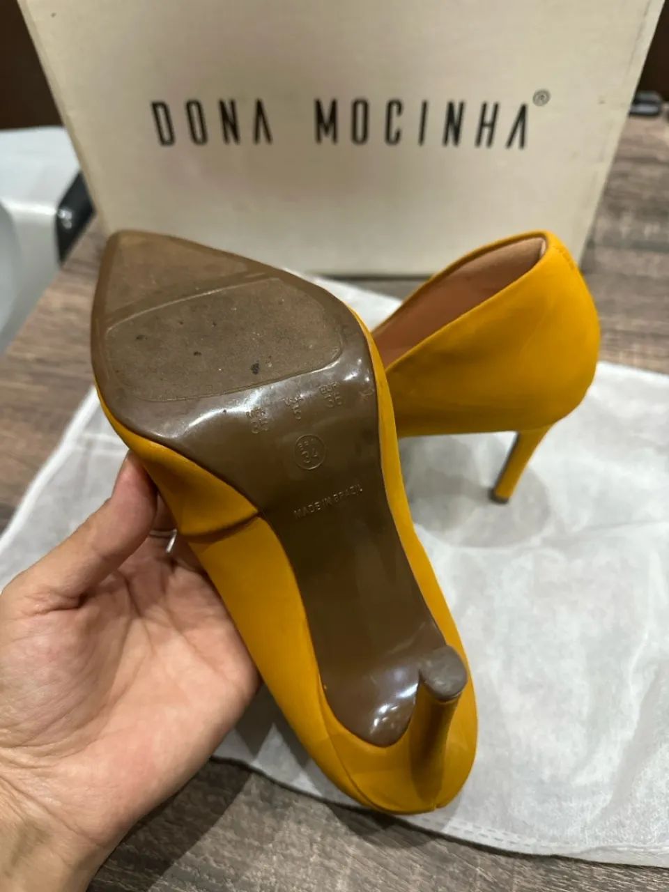 Sapatos de Salto Donna Mocinha mostarda Calçados Aponiã, Porto