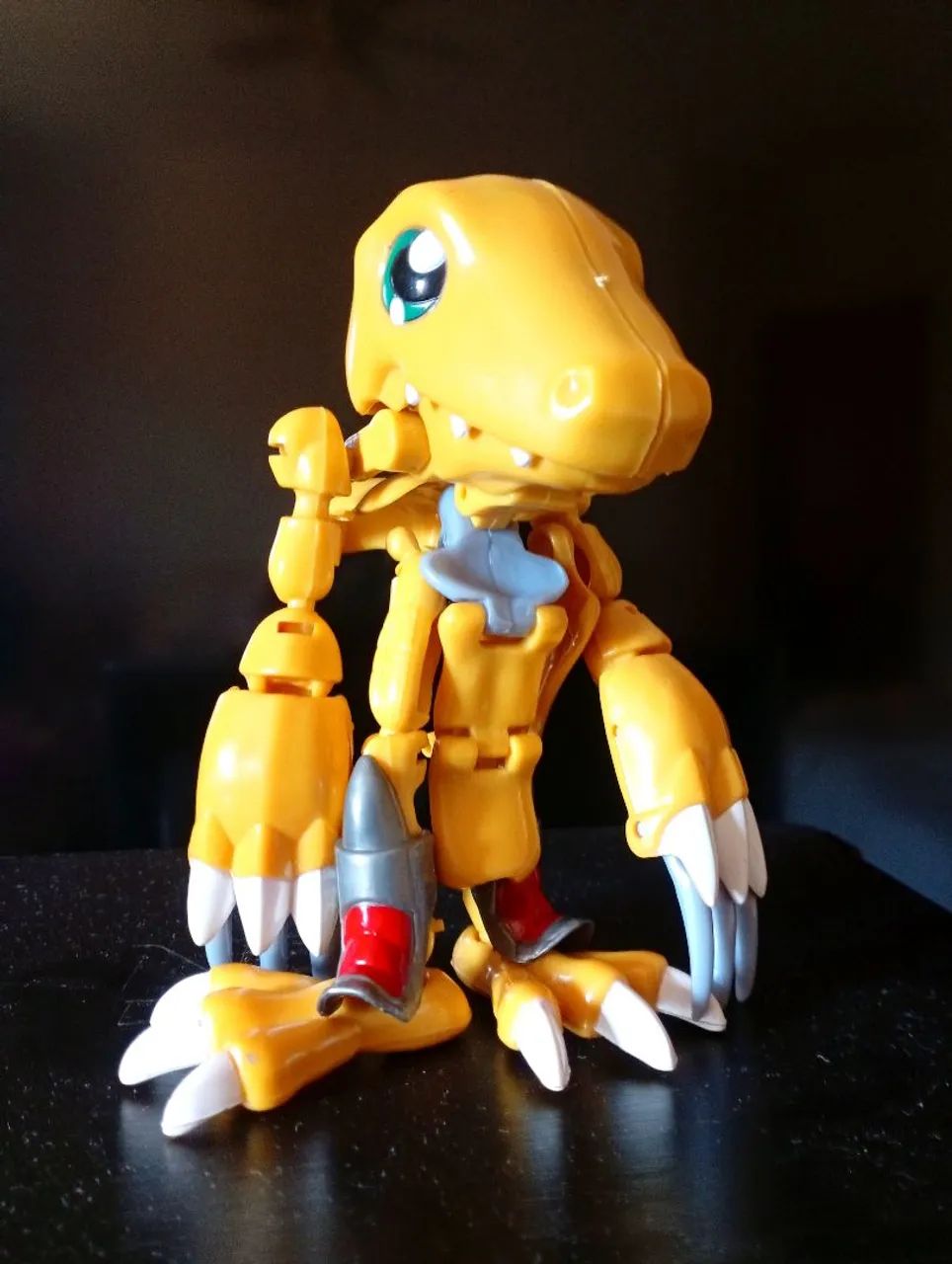 Boneco Digimon Agumon digivolve Wargreymon  - Foto 4