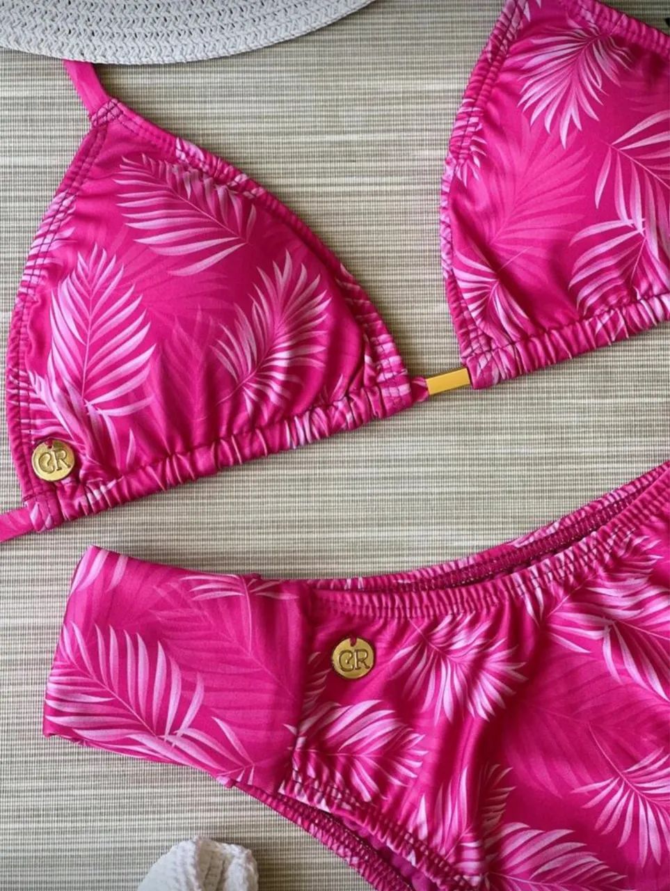 Conjunto Biquíni Rosa P com short e xuxinha. - Foto 4