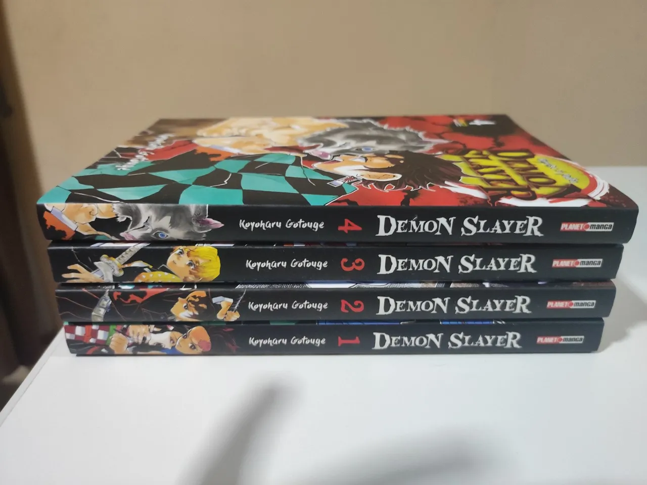 Mangás Demon Slayer - Volumes 1 a 4