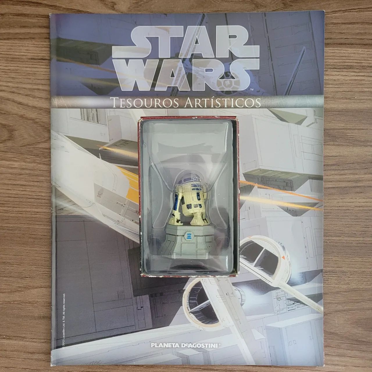 R2-D2 - Coleção Xadrez Star Wars - Planeta Deagostoni - 2013