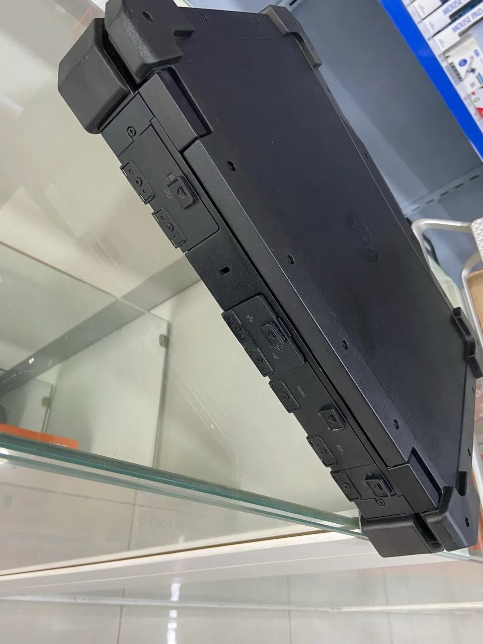 Notebook Dell latitude extreme  - Foto 4