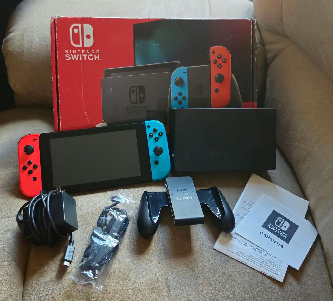 Nintendo Switch V2 (Faço olx pay)