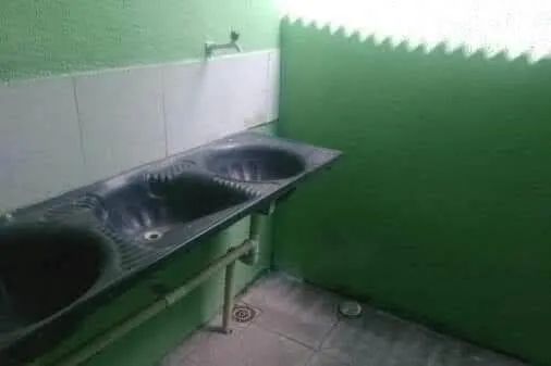 Alugo casas em vila