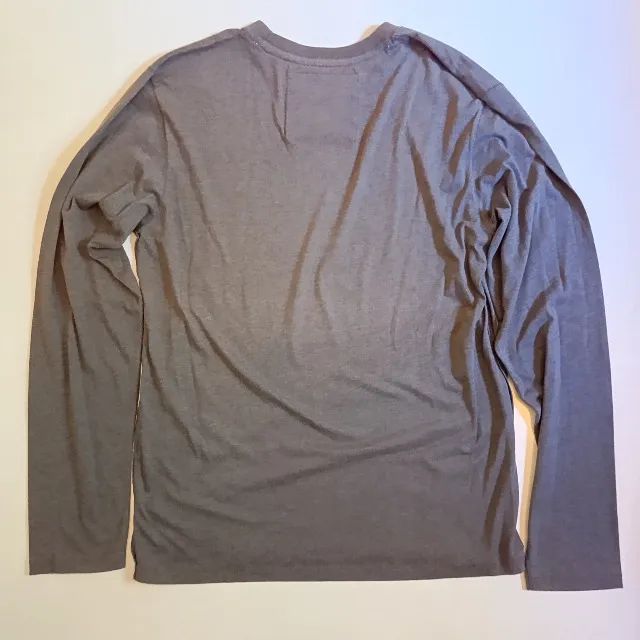 camiseta manga comprida zara - Foto 2