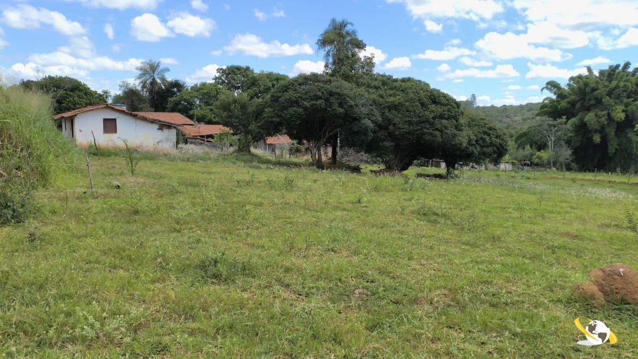 SITIO COM 6 HEC AO LADO DE MONTE CARMELO - Foto 2