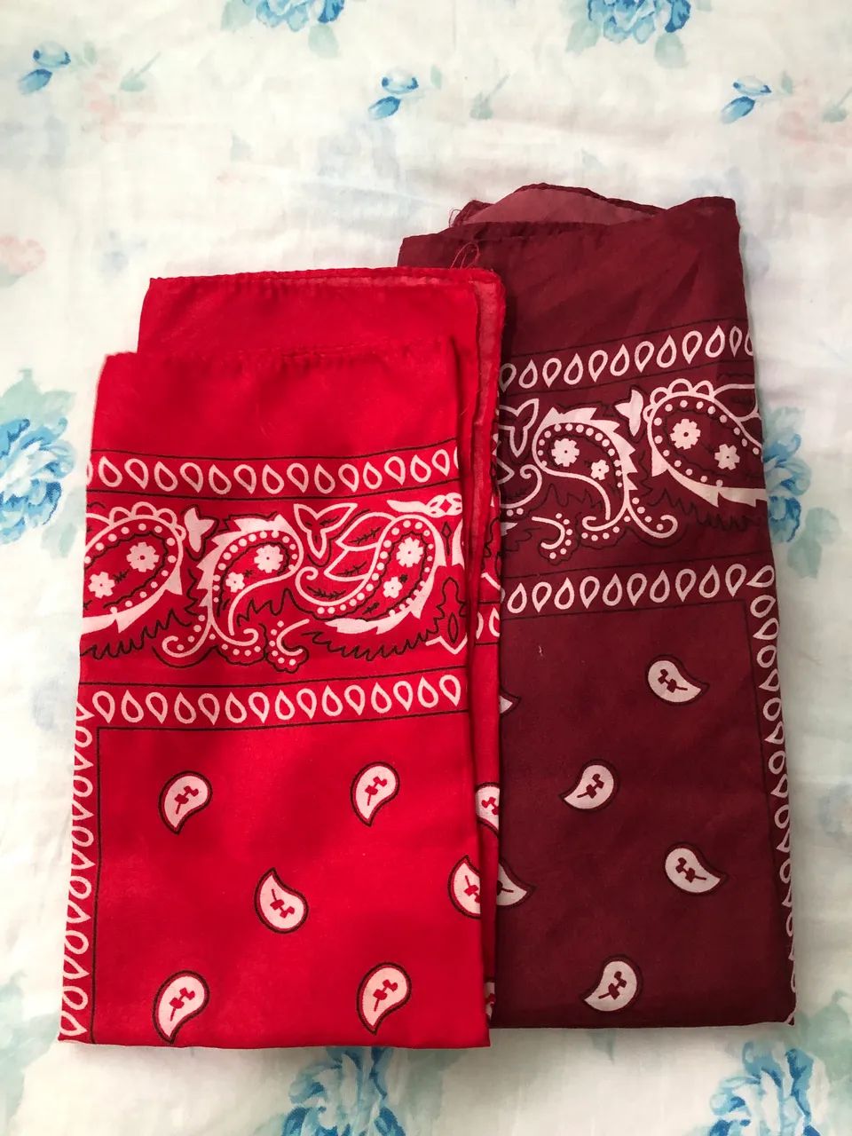 Bandana estampada lenço