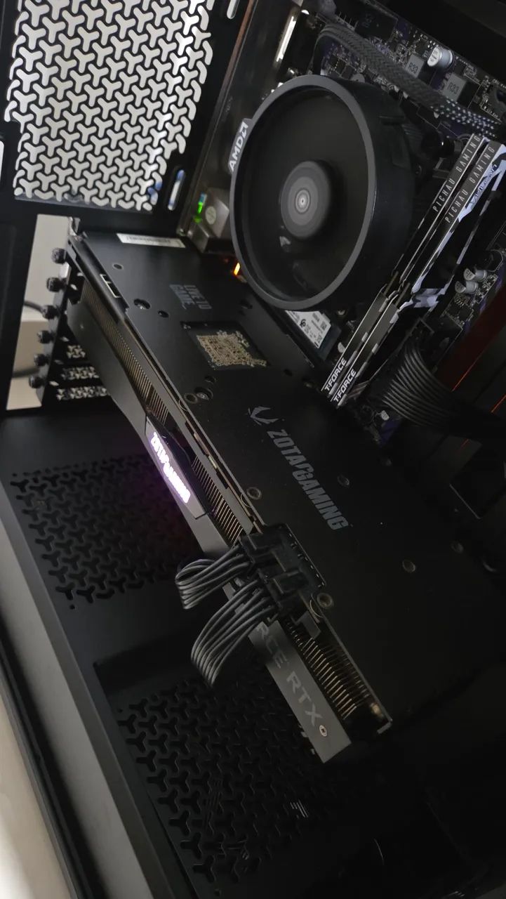 RTX 2070 8G ZOTAC  - Foto 2