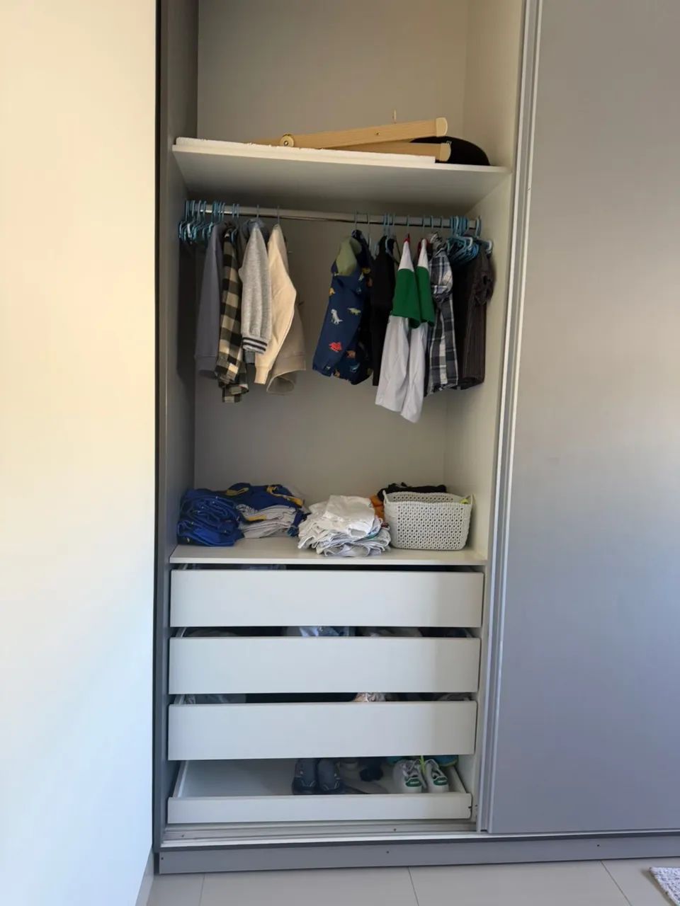 Guarda roupas 100% MDF - Foto 2