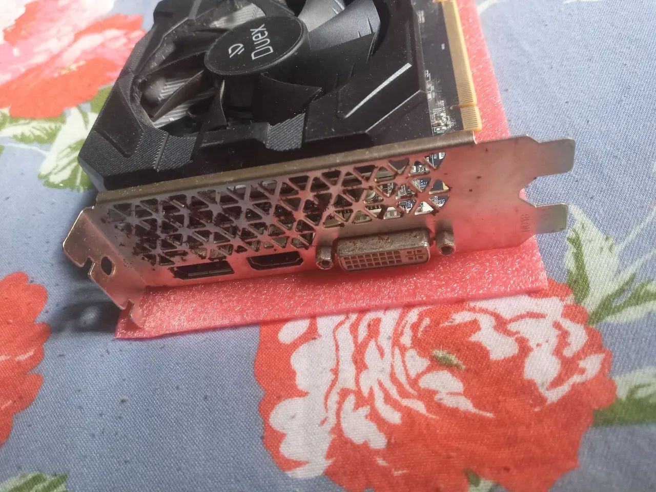 Rx 580 Duex Para Conserto/Com Defeito - Foto 4