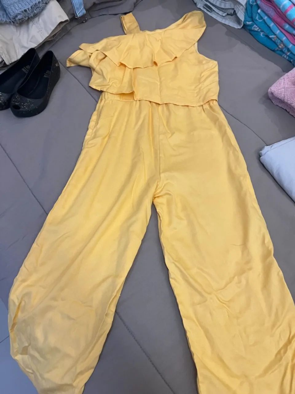 Macacão Amarelo Infantil