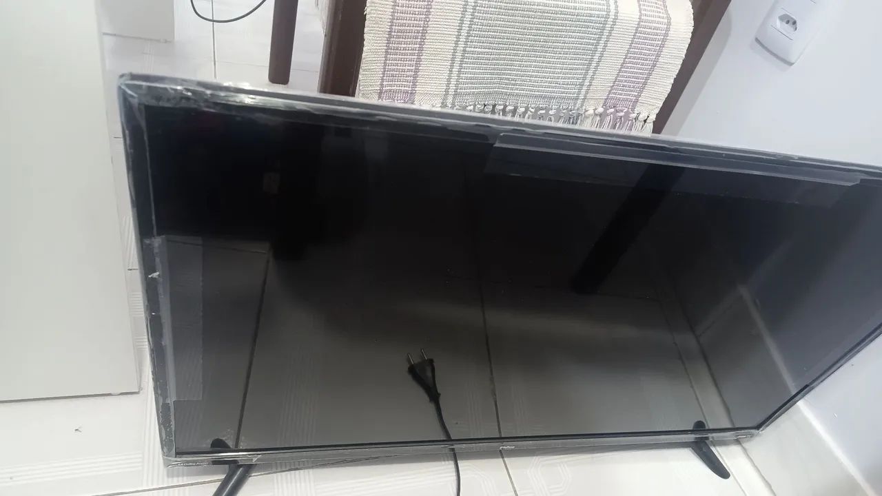 Vendo carcaça de smarttv Philco 32"