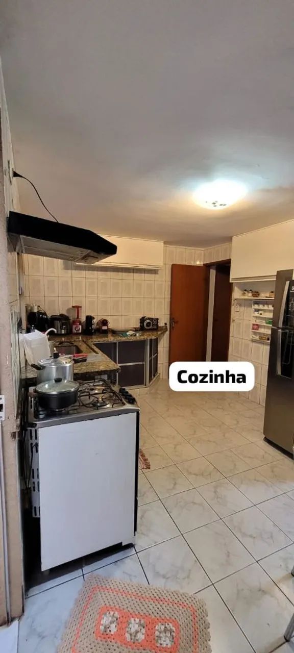 VENDO CASA 4 QUARTOS BEM LOCALIZADA  - Foto 4