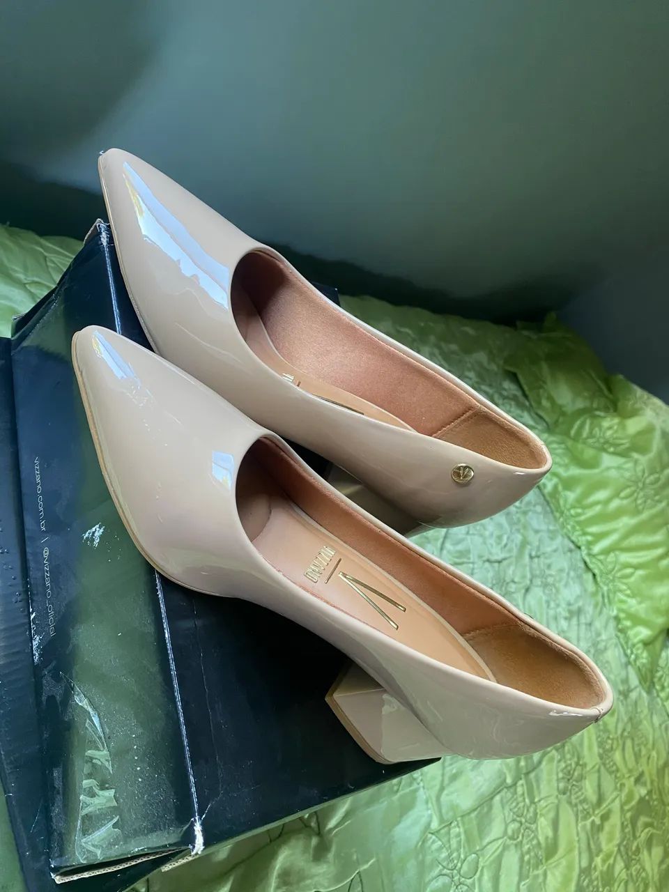 Sapato vizzano 35 bege 