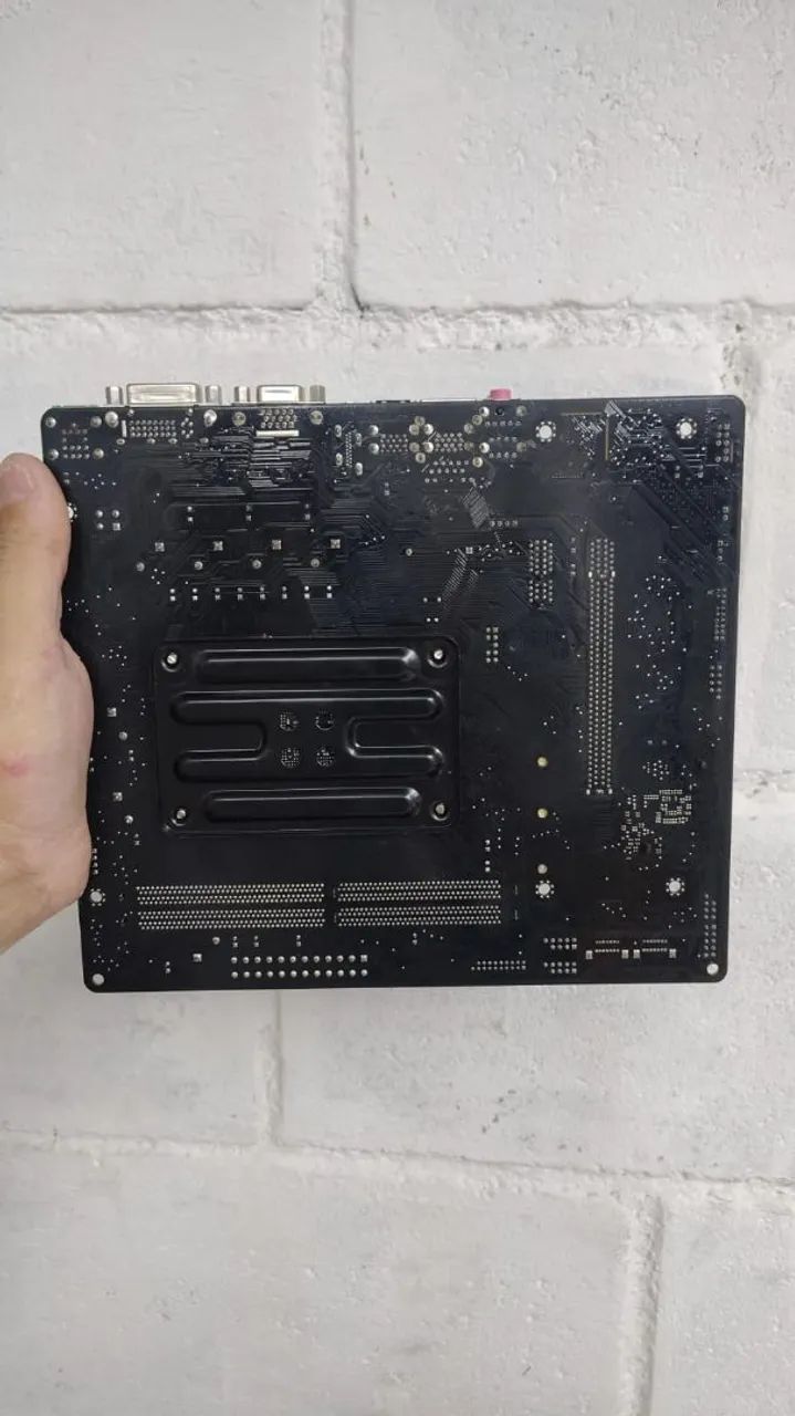 Placa mãe Asrock a320m-hdv - Foto 4