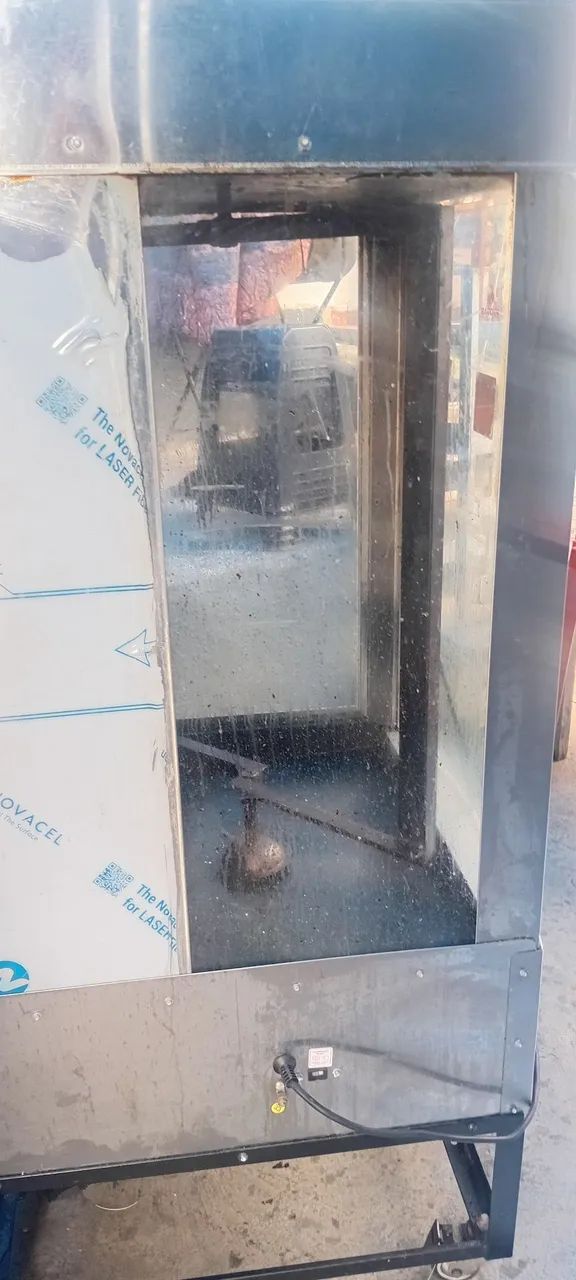 VENDO MAQUINA DE ASSAR FRANGO - Foto 2